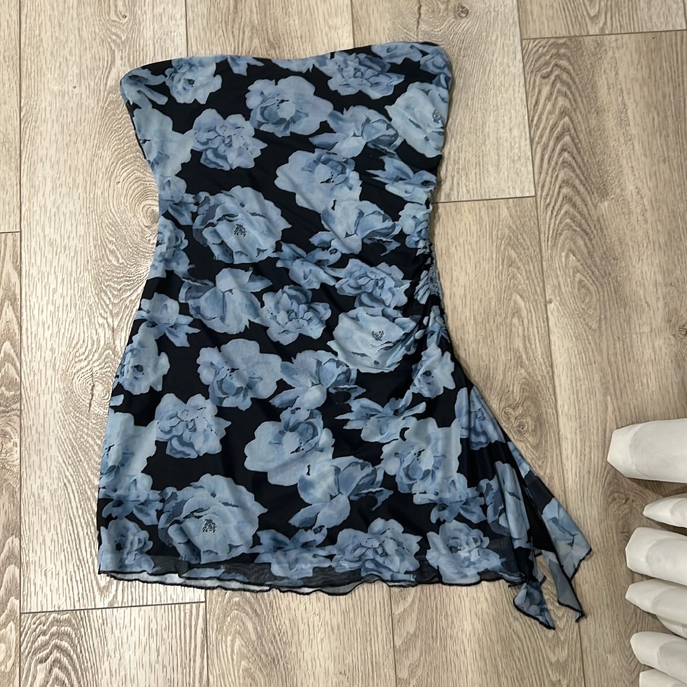 Princess Polly Donelli Mini Dress - black with blue floral